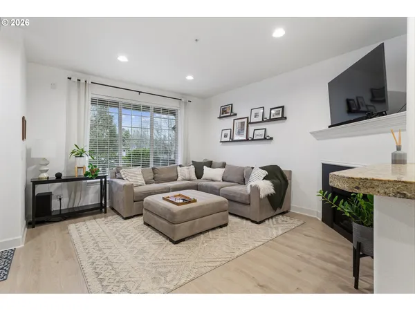 $432,000 | 16167 Northwest Centine Lane, Portland, OR 97229