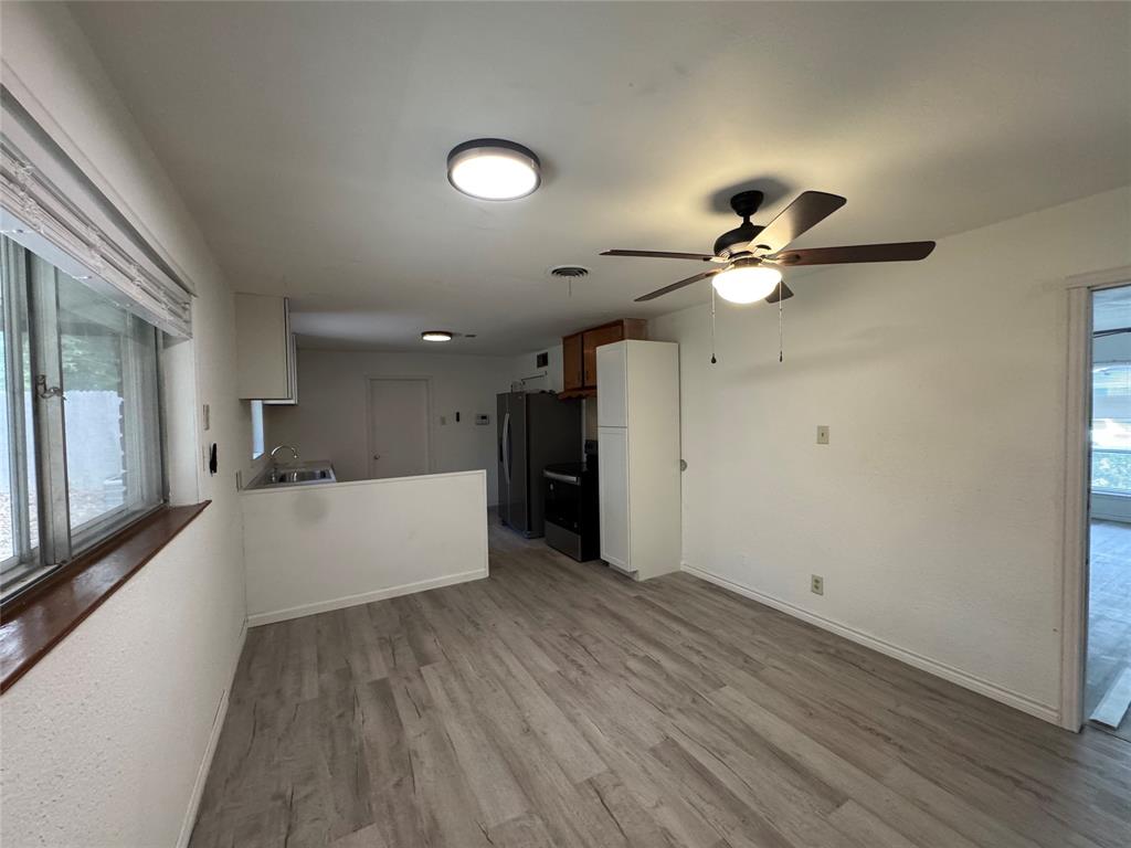 617 Forest Lane Hurst, TX 76053 - Photo 10 of 20