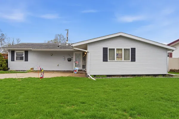 $149,900 | 1201 Long Court, Sterling, IL 61081
