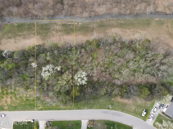 $89,900 | 7428 Country Meadow Drive, Knoxville, TN 37918