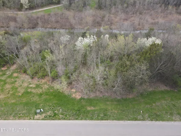 $89,900 | 7428 Country Meadow Drive, Knoxville, TN 37918