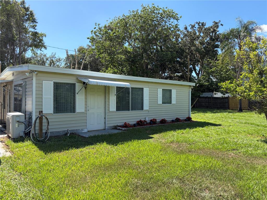 504 5th Street Valrico, FL 33594 - Photo 1 of 7