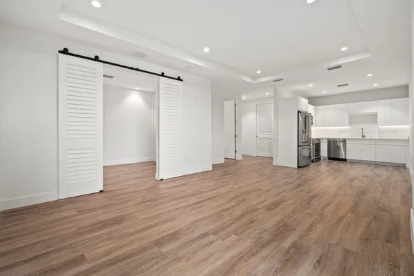 $3,500 | 41 Southwest Seminole Street, Unit 204, Stuart, FL 34994