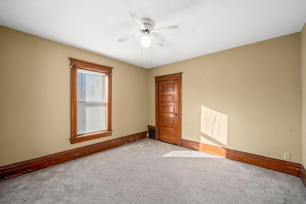 $185,000 | 201 East Adams Avenue, Luverne, MN 56156