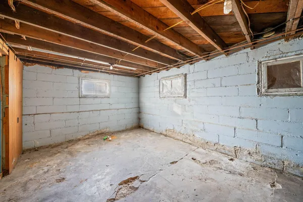 $185,000 | 201 East Adams Avenue, Luverne, MN 56156