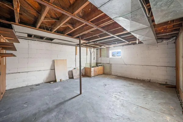 $185,000 | 201 East Adams Avenue, Luverne, MN 56156