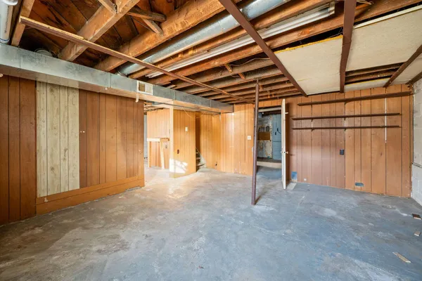 $185,000 | 201 East Adams Avenue, Luverne, MN 56156