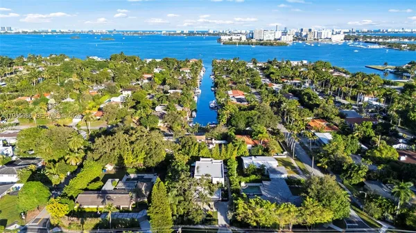 $25,000 | 8625 Northeast 10th Avenue, Miami, FL 33138