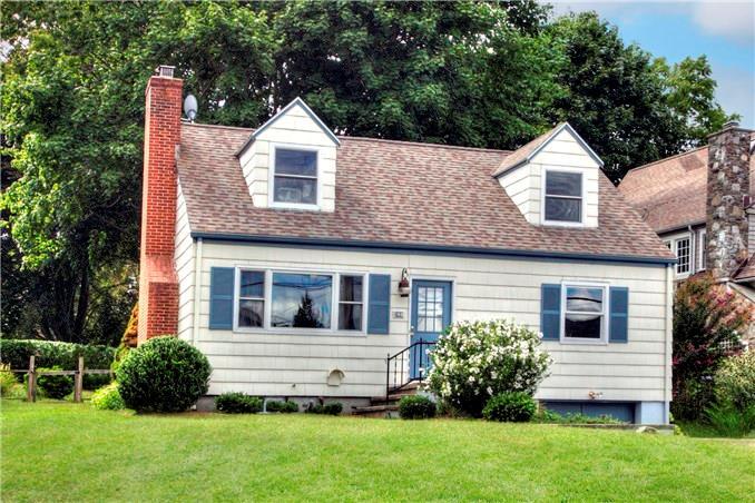 200 Hillspoint Road Westport, CT 06880 - Photo 1 of 1 Gallery Image 1