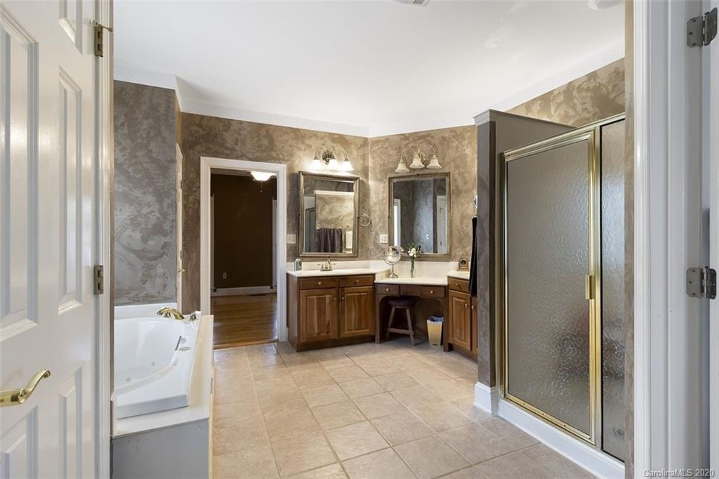 11691 Terrill Ridge Drive, Unit 57 Davidson, NC 28036 - Photo 13 of 46 Gallery Image 13