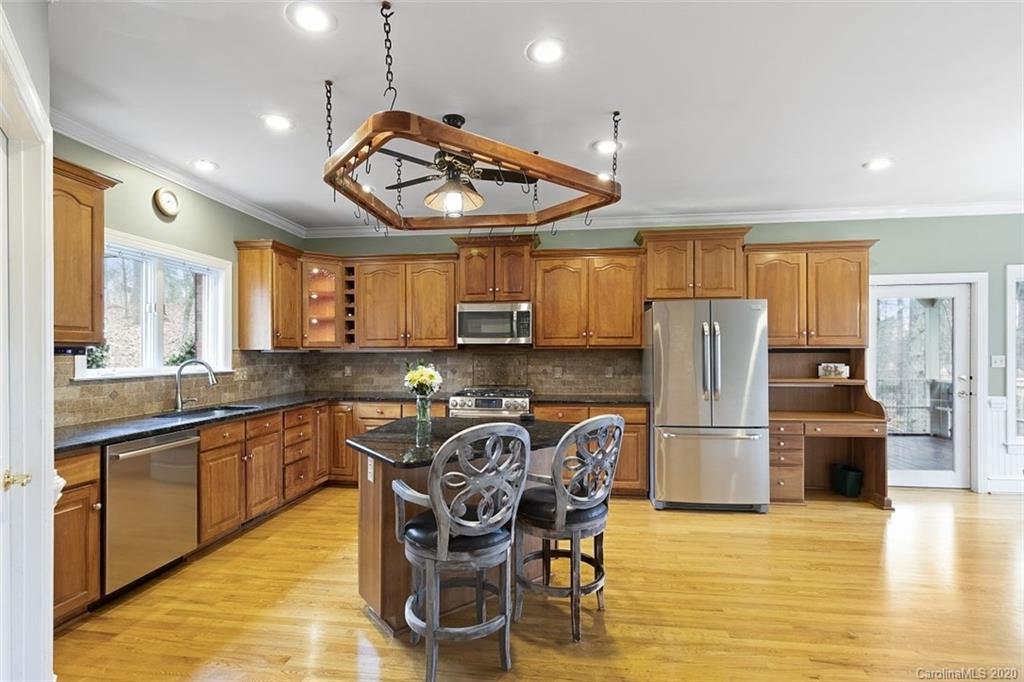 11691 Terrill Ridge Drive, Unit 57 Davidson, NC 28036 - Photo 19 of 46 Gallery Image 19