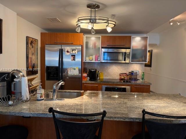 185 Southwest 7th Street, Unit 1502 Miami, FL 33130 - Photo 10 of 37