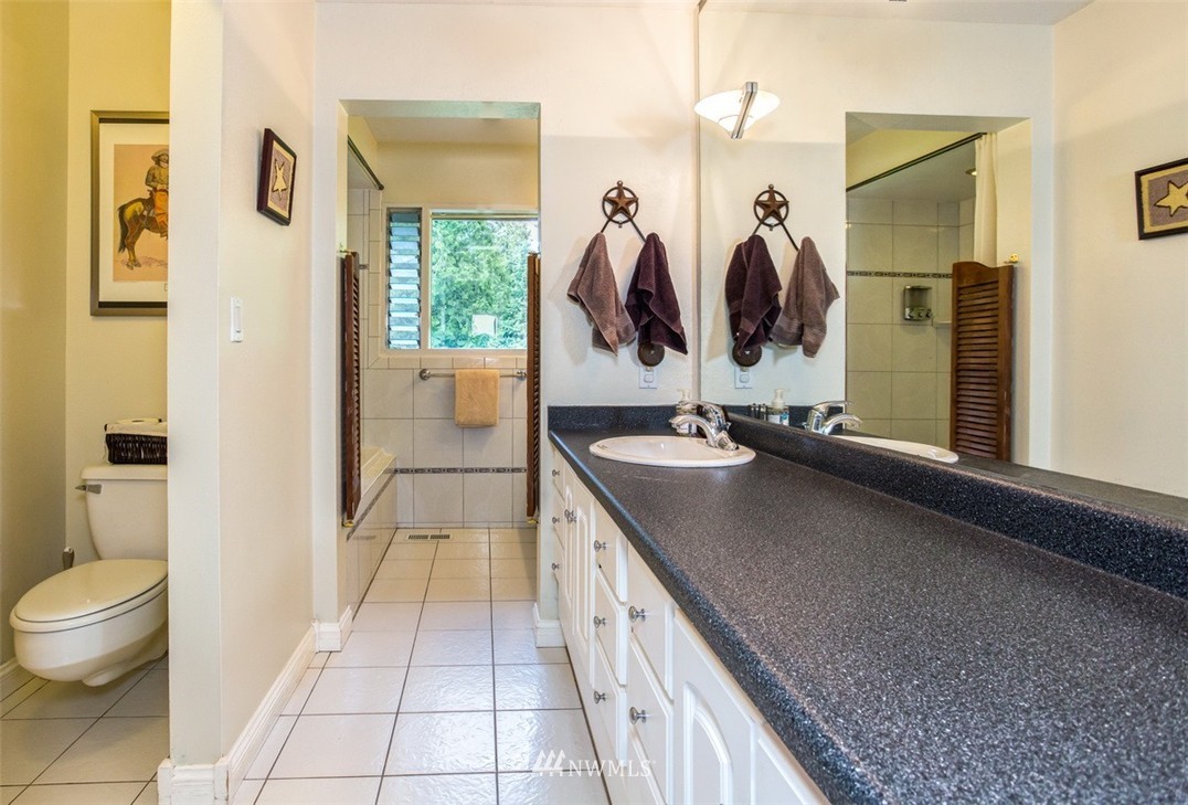 4003 Lakeway Drive Bellingham, WA 98229 - Photo 11 of 24