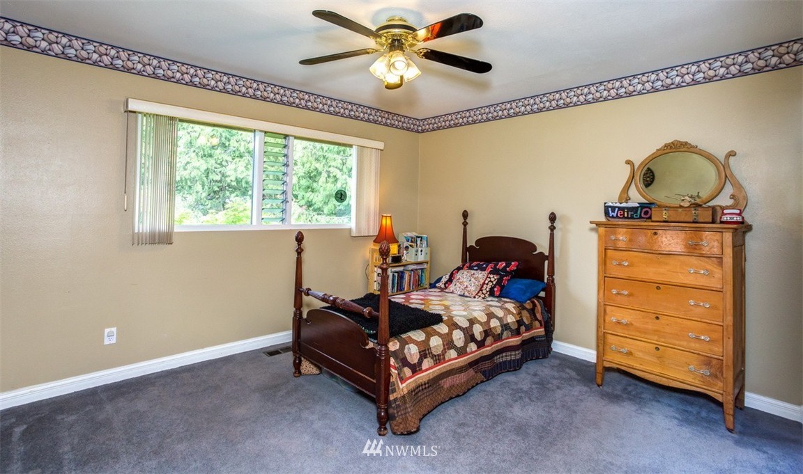 4003 Lakeway Drive Bellingham, WA 98229 - Photo 12 of 24