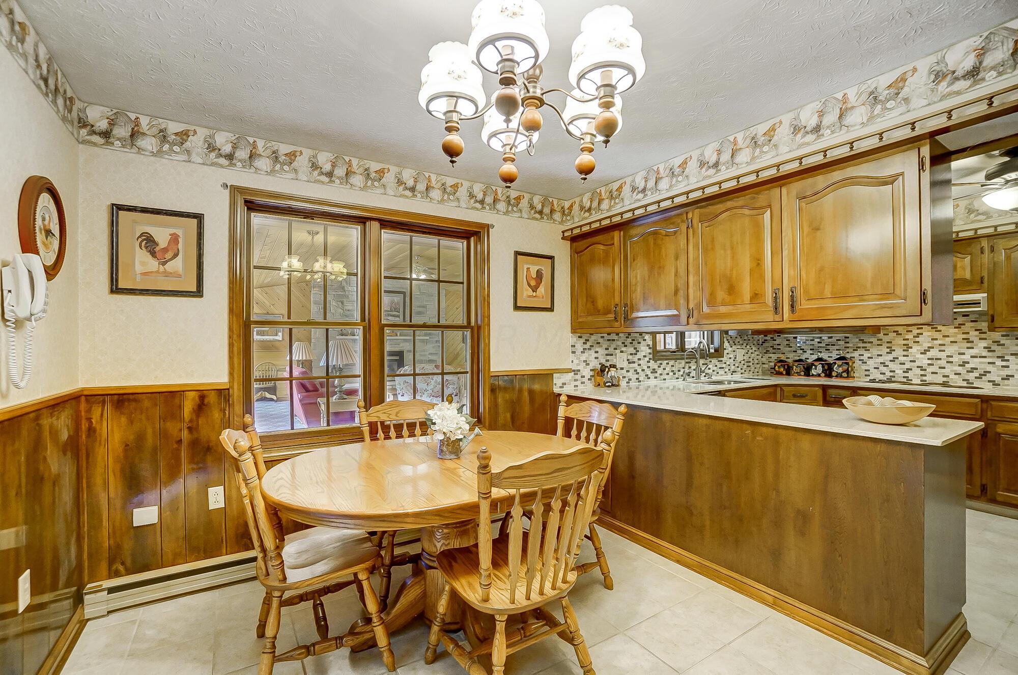 4540 Goodson Road West Jefferson, OH 43162 - Photo 24 of 82 Eating Space
