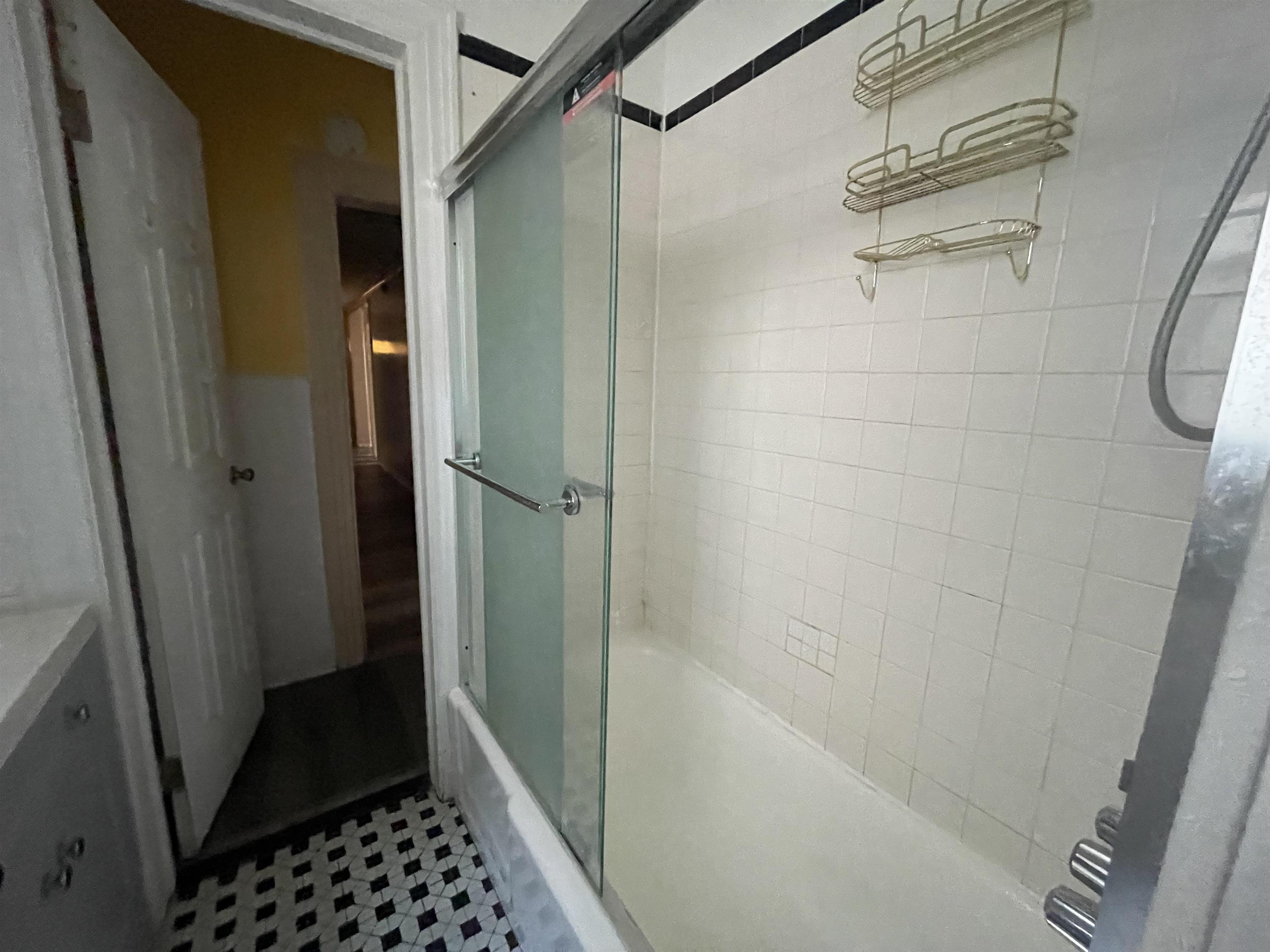 12 Rutgers Place Passaic, NJ 07055 - Photo 5 of 18