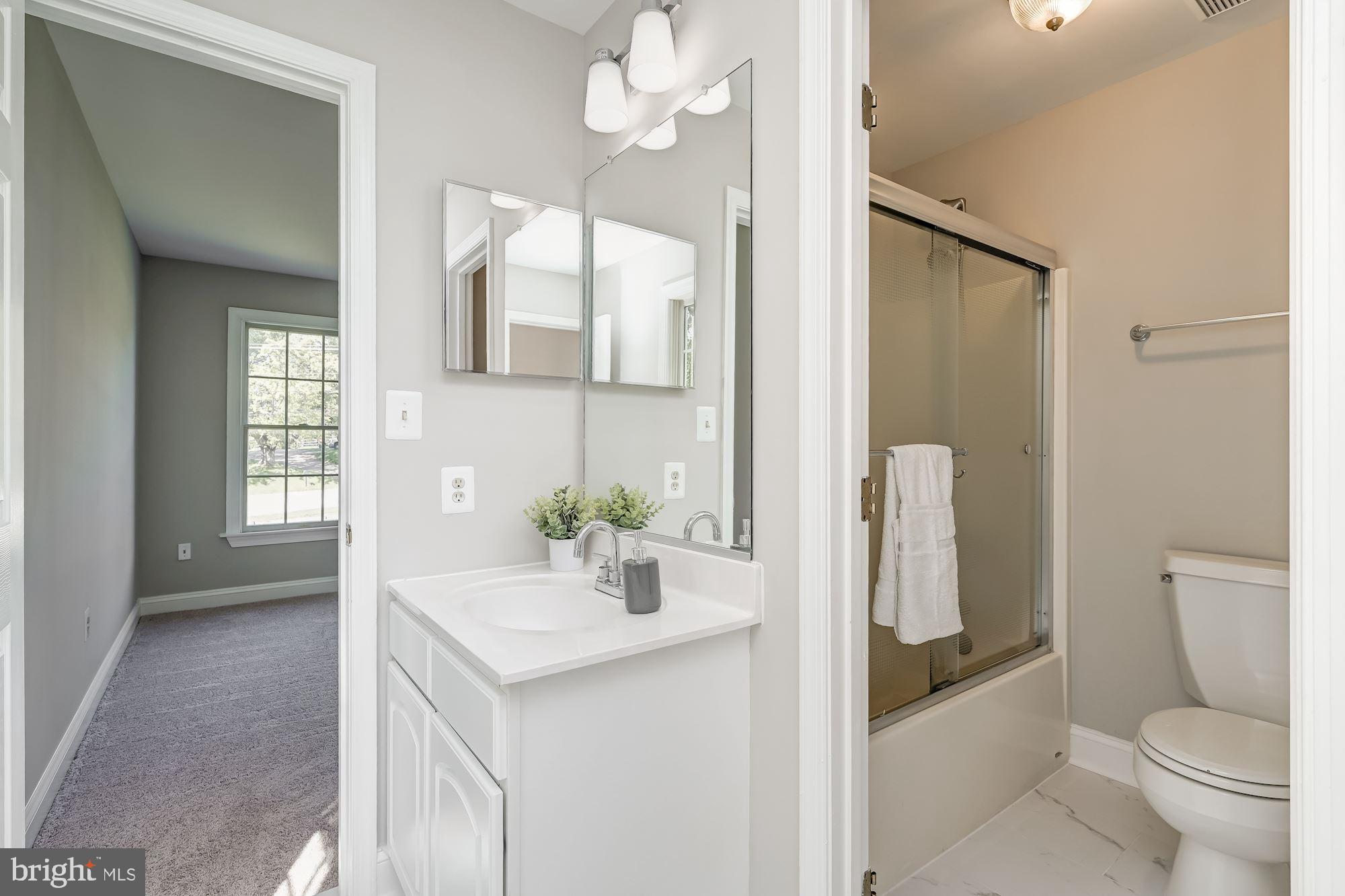13720 Highland Road Clarksville, MD 21029 - Photo 42 of 61 Dual Entry Bath