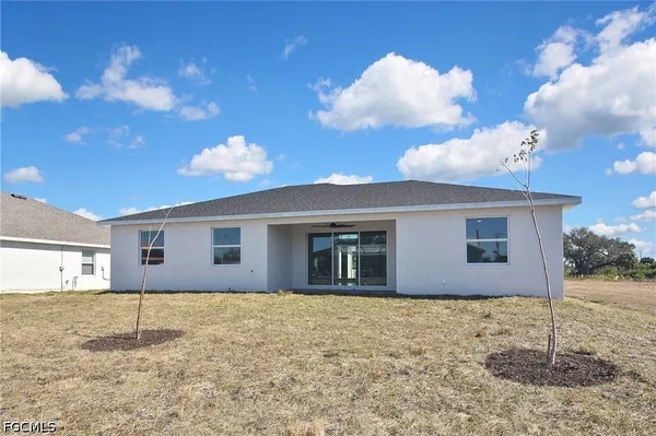 $2,050 | 1406 Northwest 19th Street, Cape Coral, FL 33993