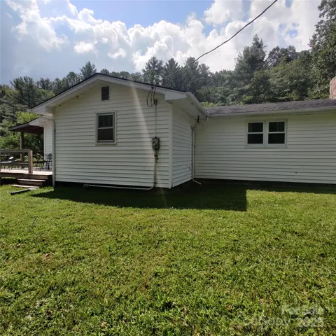 $245,000 | 607 Fred Sparks Road, Bakersville, NC 28705
