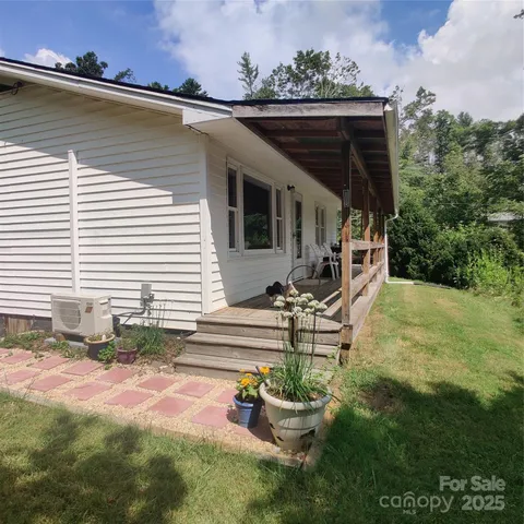 $245,000 | 607 Fred Sparks Road, Bakersville, NC 28705