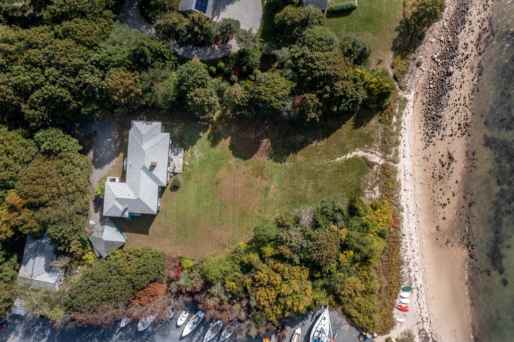 38 Ned's Point Road Mattapoisett, MA 02739 - Photo 6 of 42 Gallery Image 6