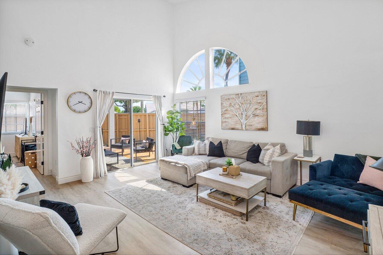 006-5120CoronadoRidge-BocaRaton-FL-33486