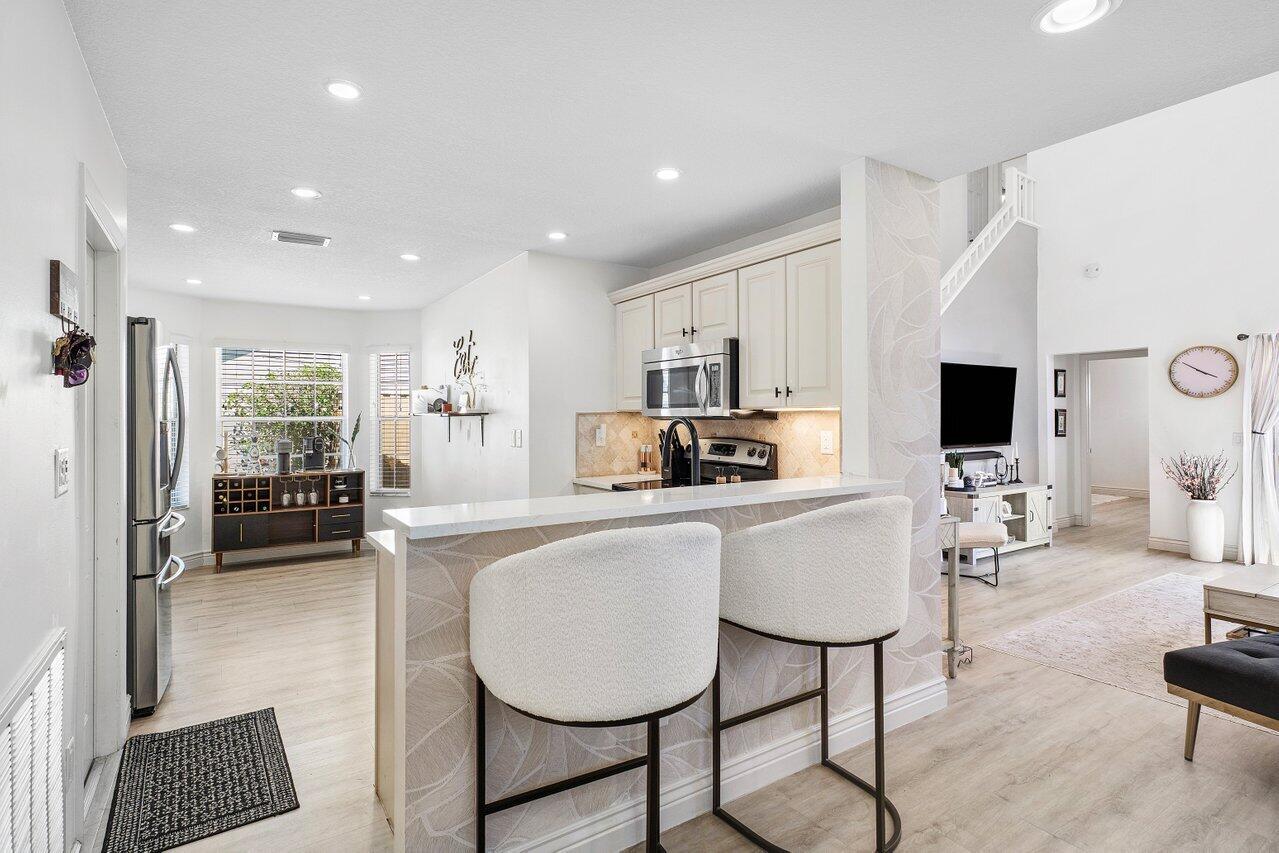 5120 Coronado Ridge Boca Raton, FL 33431 - Photo 14 of 42 014-5120CoronadoRidge-BocaRaton-FL-33486