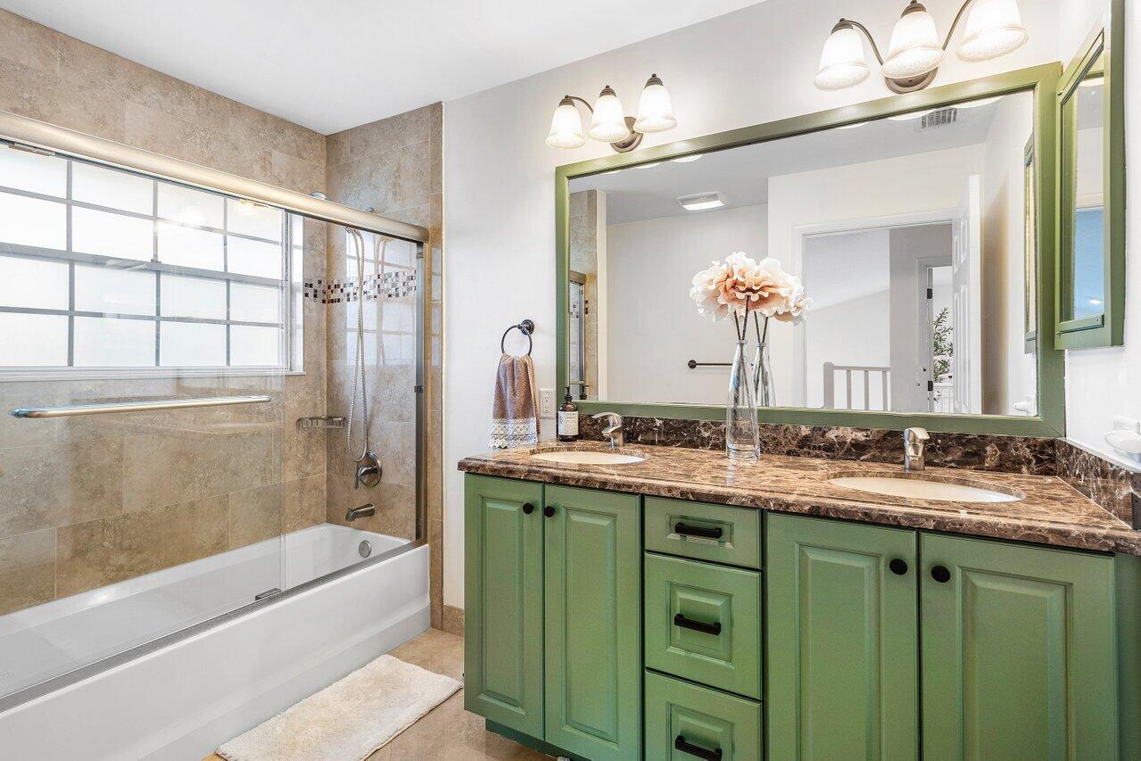 5120 Coronado Ridge Boca Raton, FL 33431 - Photo 27 of 42 026-5120CoronadoRidge-BocaRaton-FL-33486