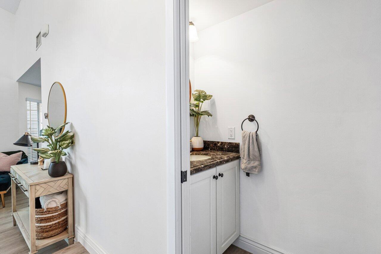 5120 Coronado Ridge Boca Raton, FL 33431 - Photo 10 of 42 010-5120CoronadoRidge-BocaRaton-FL-33486