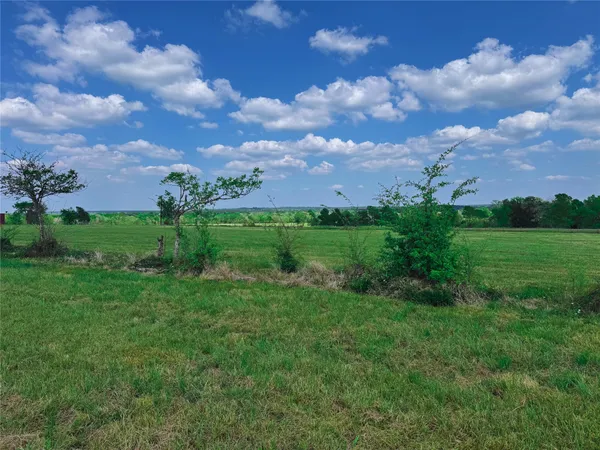 $489,000 | 6015 Farm To Market 1486, Richards, TX 77873