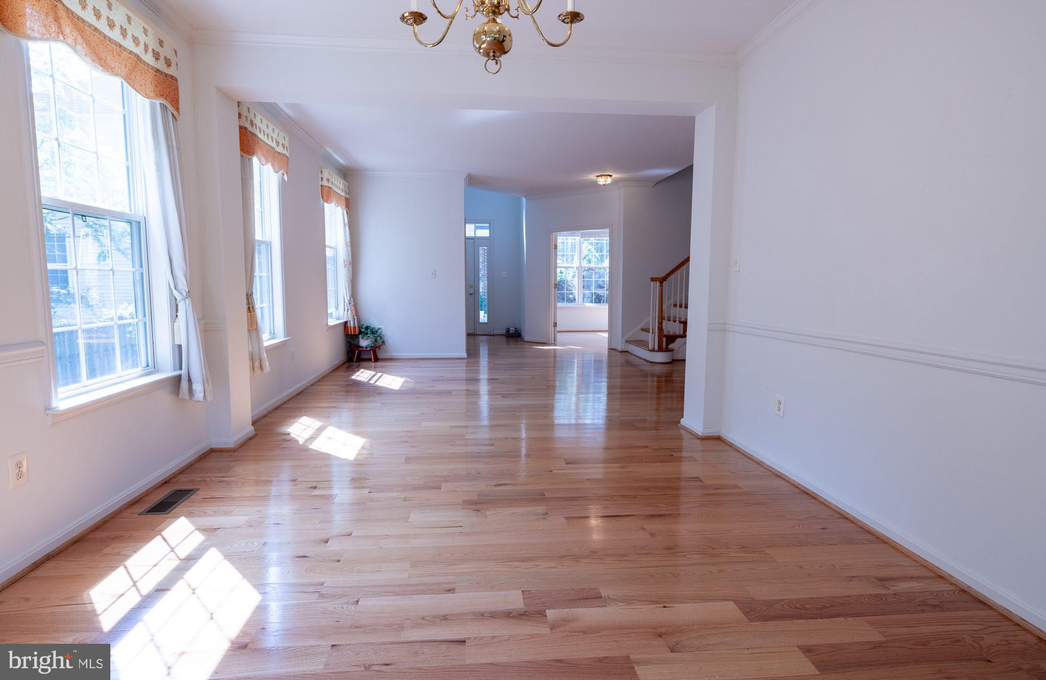 2051 Madrillon Road Vienna, VA 22182 - Photo 8 of 46 Gallery Image 8