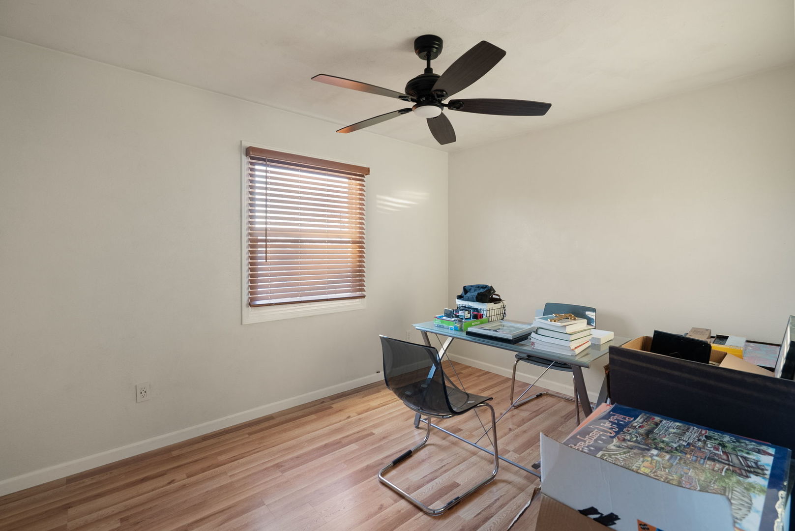 712 Fairfield Road Port Byron, IL 61275 - Photo 17 of 45 a workspace with furniture and a window