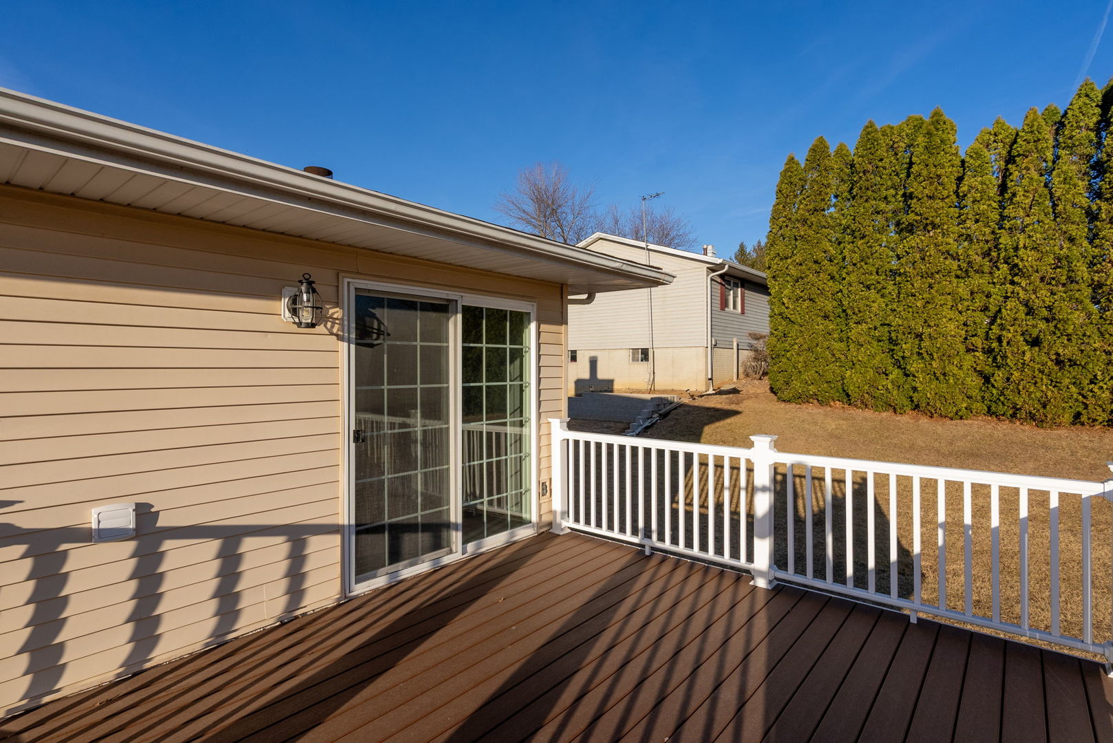 712 Fairfield Road Port Byron, IL 61275 - Photo 30 of 45 a view of a balcony with wooden floor