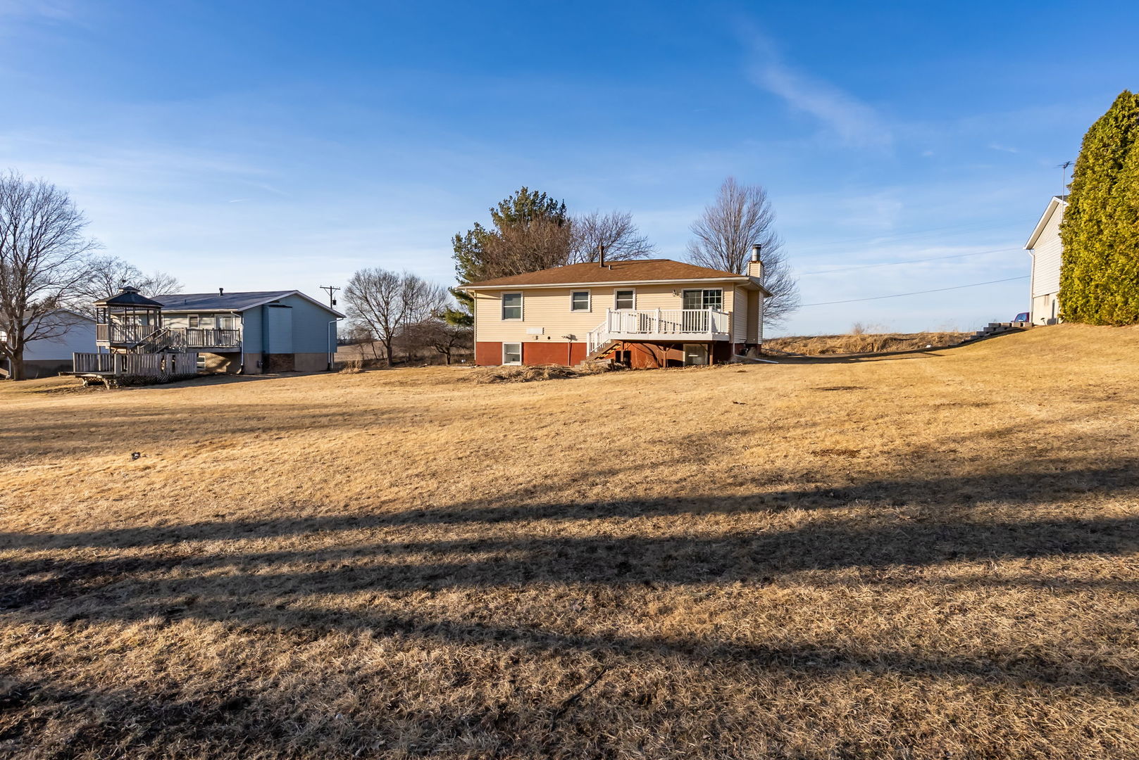 712 Fairfield Road Port Byron, IL 61275 - Photo 32 of 45 a view of a house with a yard