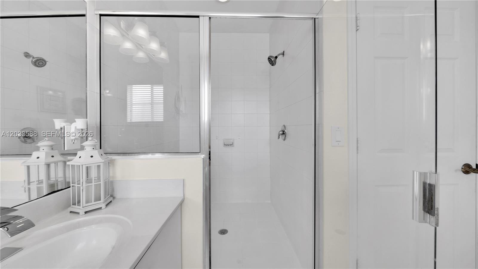 16590 Southwest 70th Street Miami, FL 33193 - Photo 32 of 53