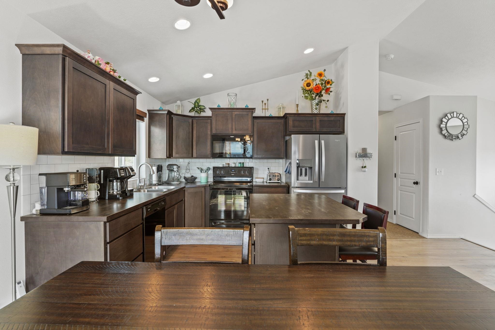 1002 South Collins Road Spokane Valley, WA 99216 - Photo 7 of 47