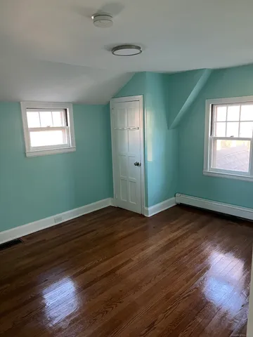 $2,400 | 403 Cooke Street, Waterbury, CT 06710