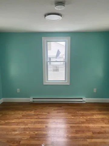 $2,400 | 403 Cooke Street, Waterbury, CT 06710