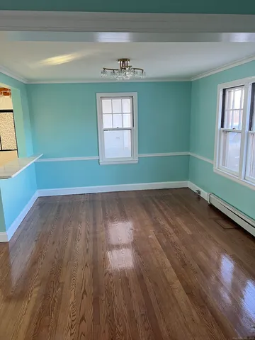 $2,400 | 403 Cooke Street, Waterbury, CT 06710
