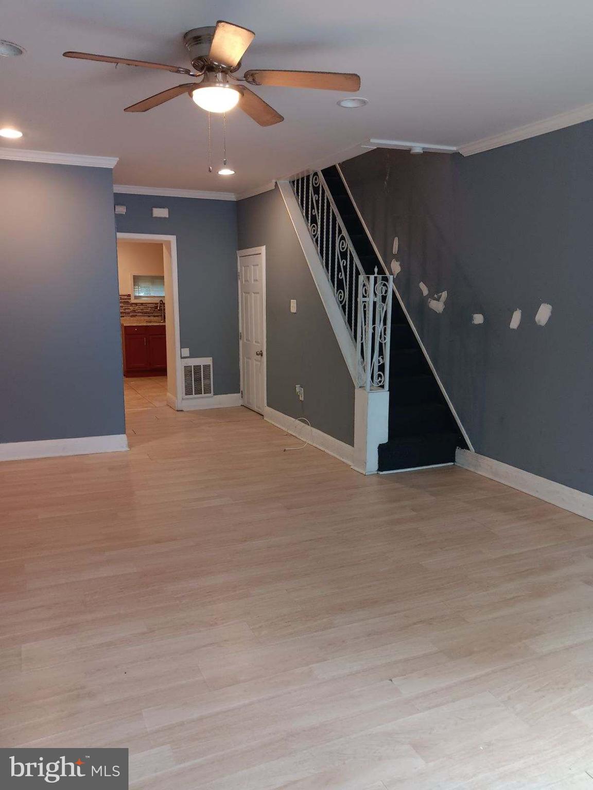 3112 West Gordon Street Philadelphia, PA 19132 - Photo 5 of 24 Living Room