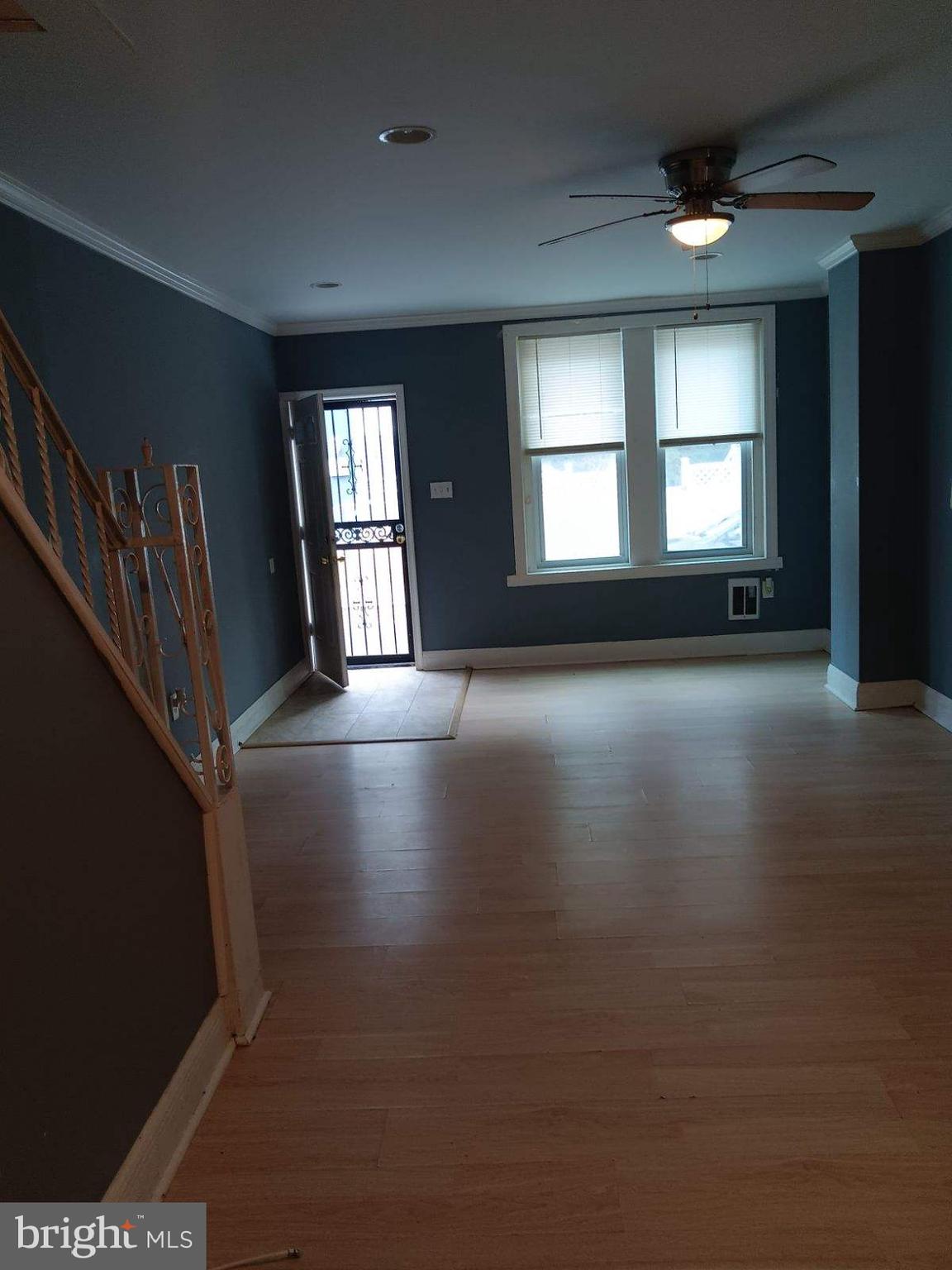 3112 West Gordon Street Philadelphia, PA 19132 - Photo 6 of 24 Living Room
