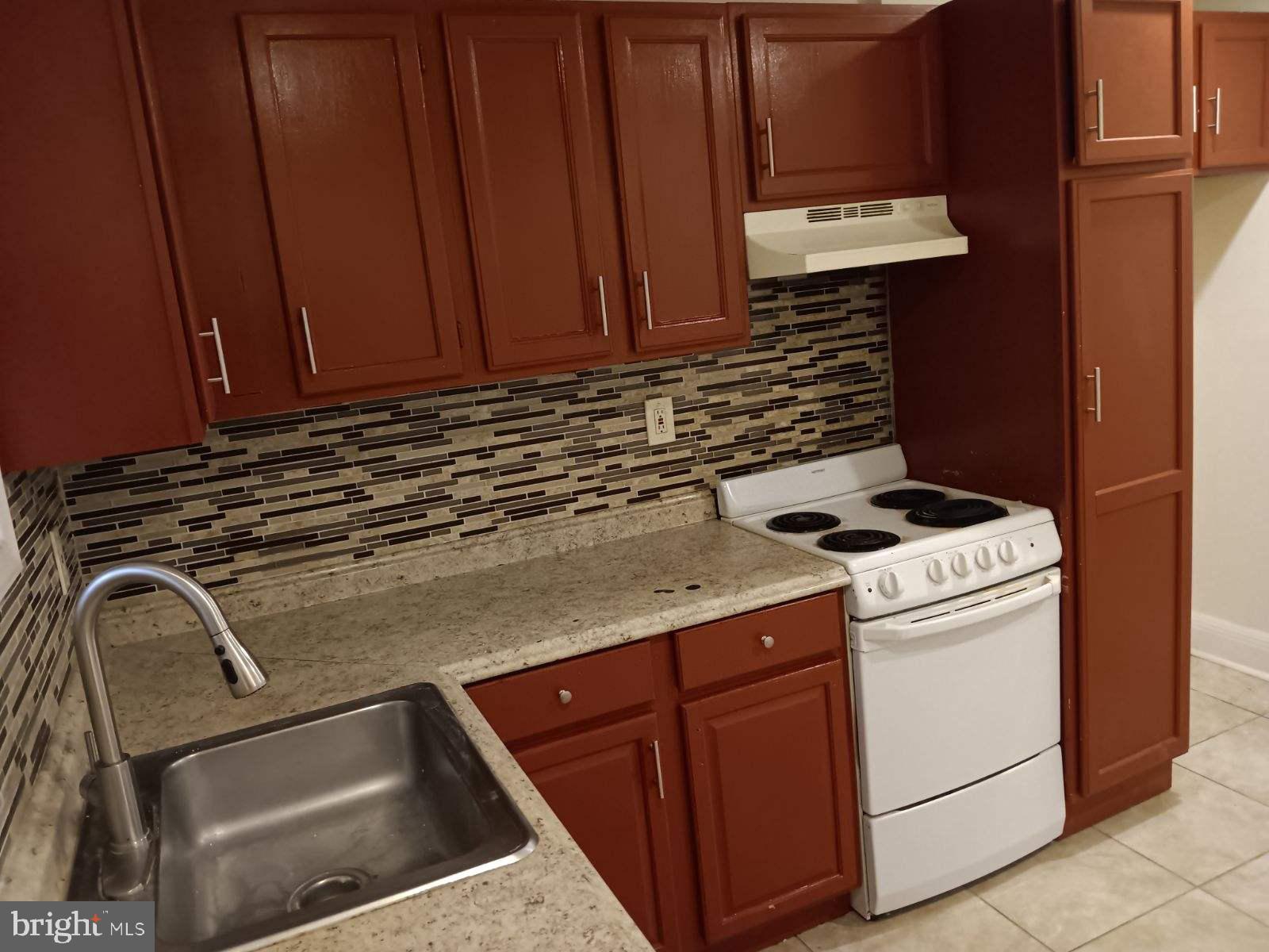 3112 West Gordon Street Philadelphia, PA 19132 - Photo 7 of 24 Kitchen