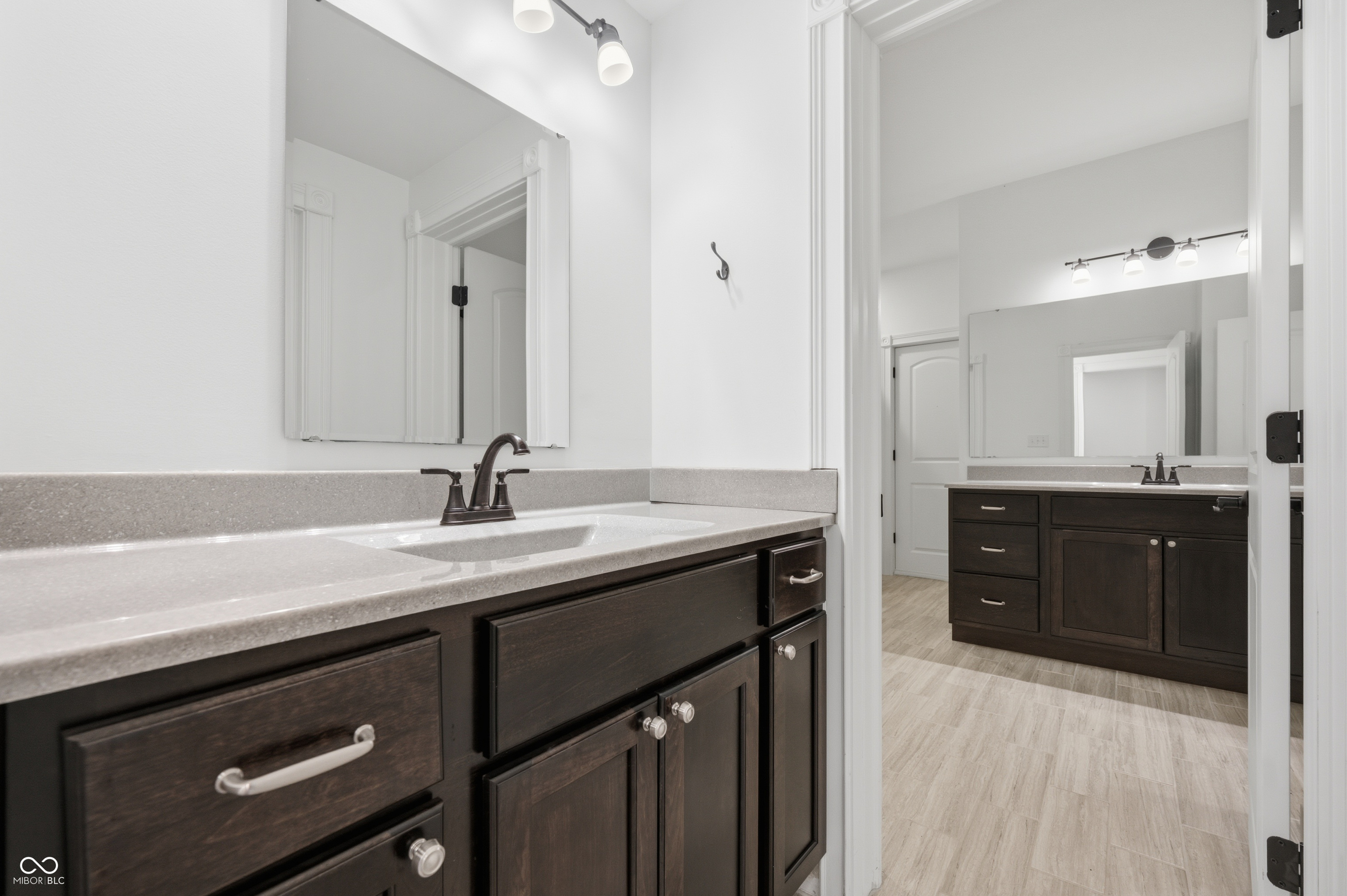 910 South 800 E Road Zionsville, IN 46075 - Photo 39 of 109