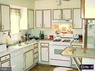 26 Nutt Road Phoenixville, PA 19460 - Photo 4 of 6 Gallery Image 4