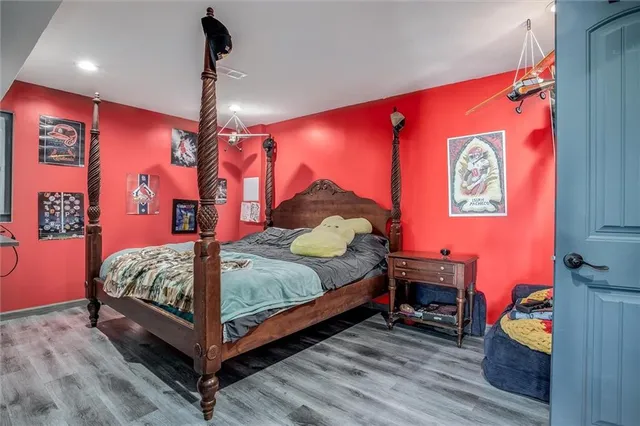 $585,000 | 453 Northeast County Road 14004, Adrian, MO 64720