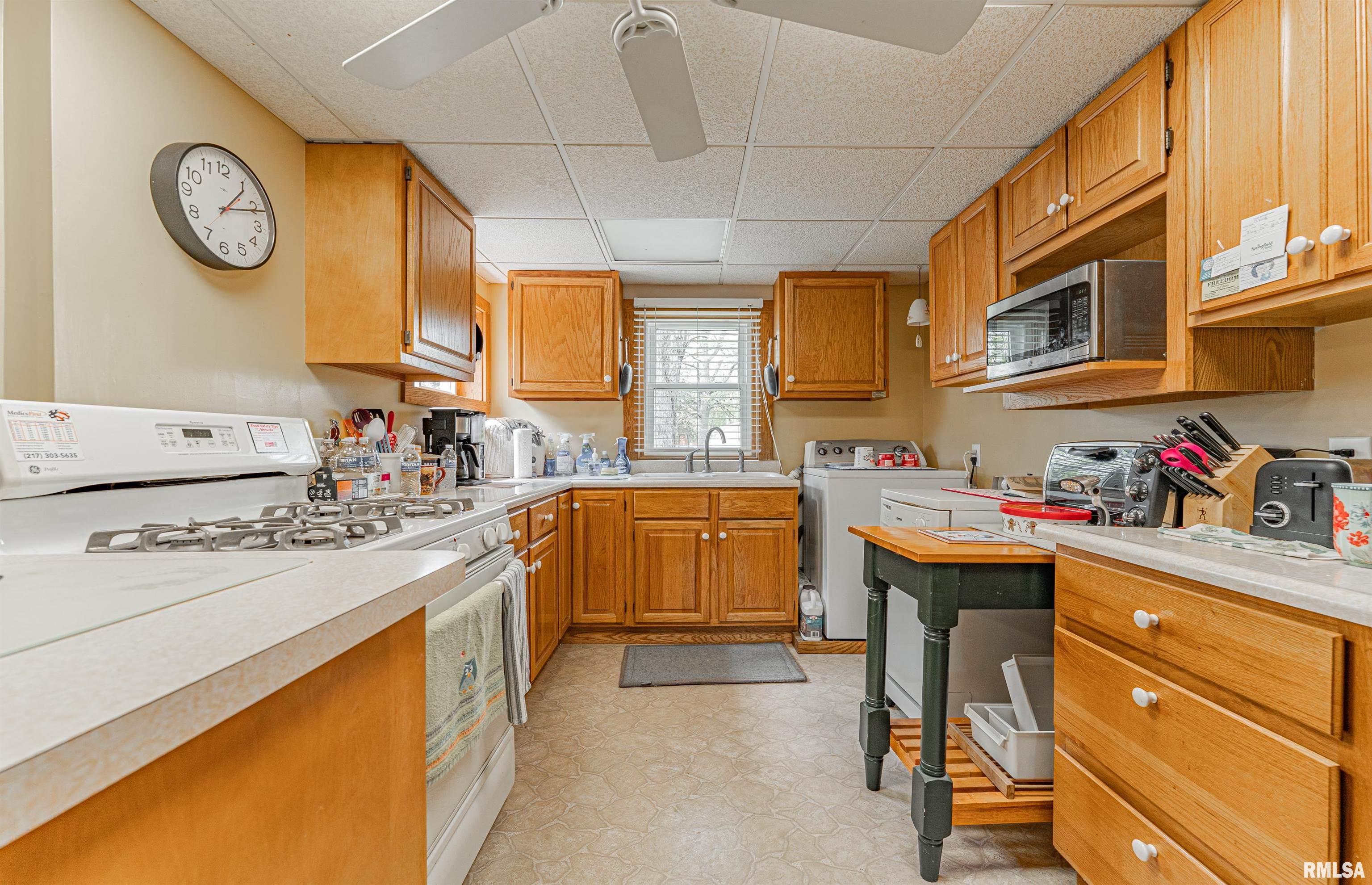 6112 Turkey Run Road Sherman, IL 62684 - Photo 16 of 36 Gallery Image 16