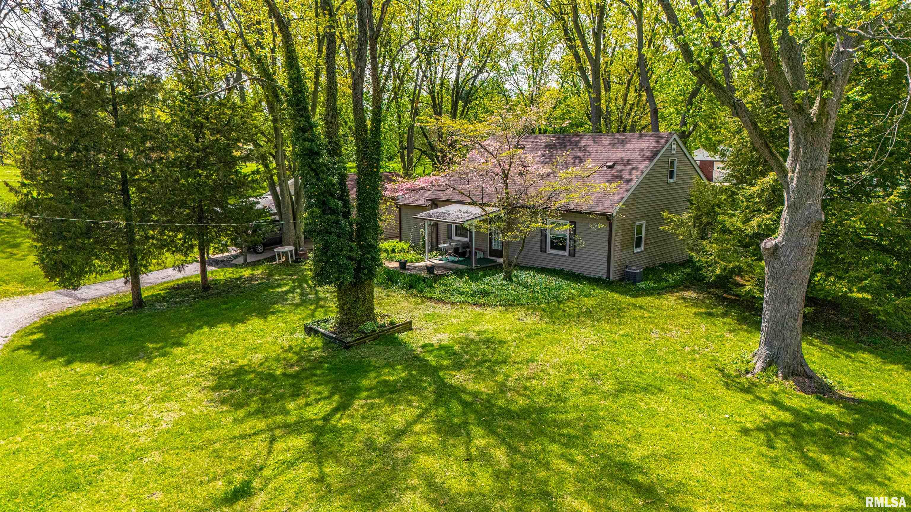 6112 Turkey Run Road Sherman, IL 62684 - Photo 2 of 36 Gallery Image 2