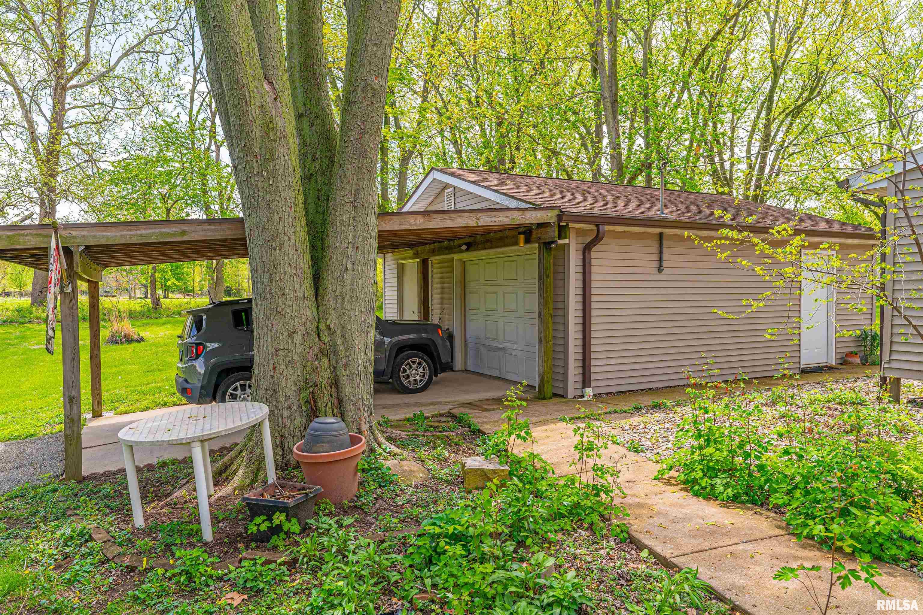 6112 Turkey Run Road Sherman, IL 62684 - Photo 32 of 36 Gallery Image 32