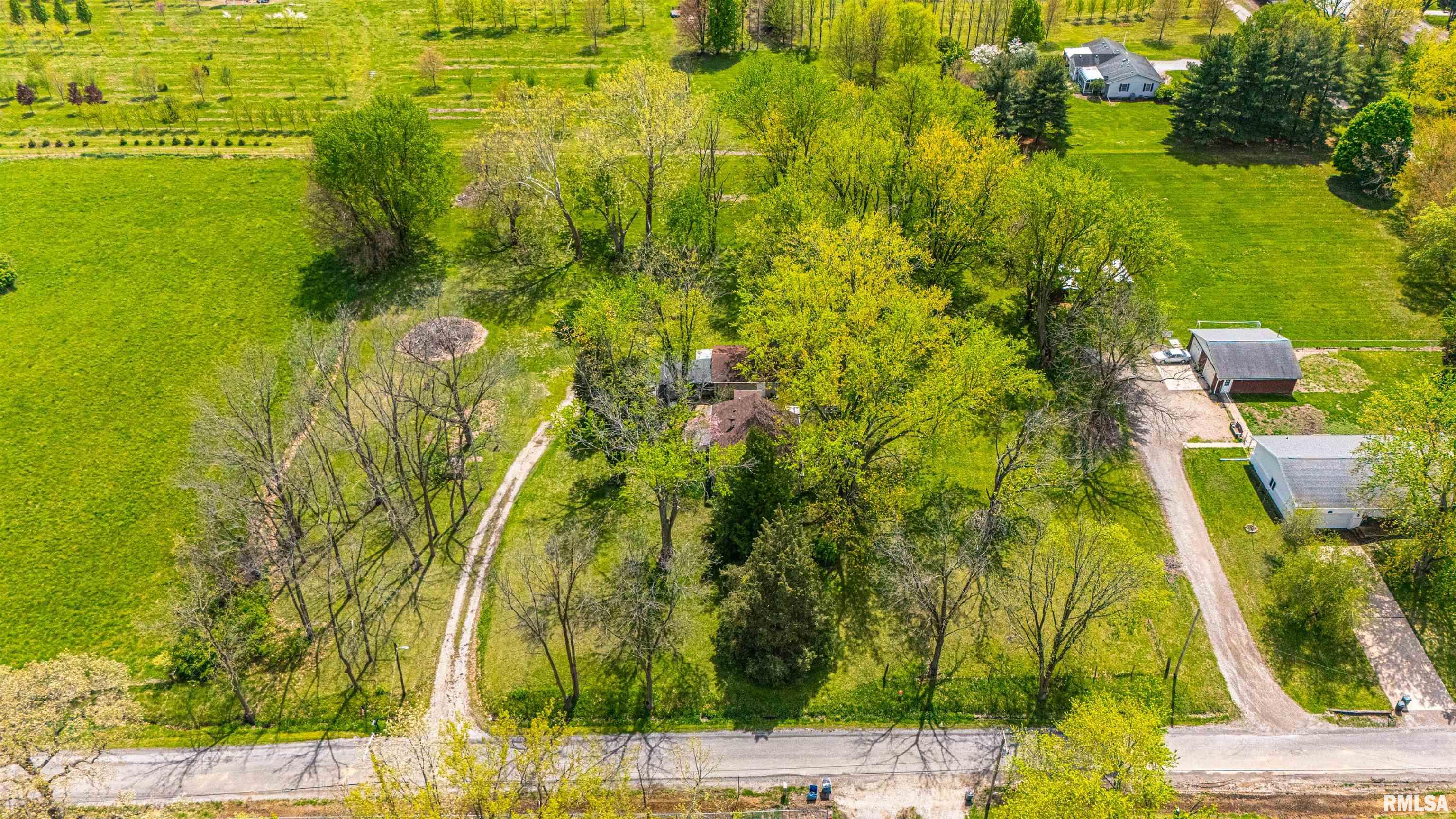 6112 Turkey Run Road Sherman, IL 62684 - Photo 4 of 36 Gallery Image 4