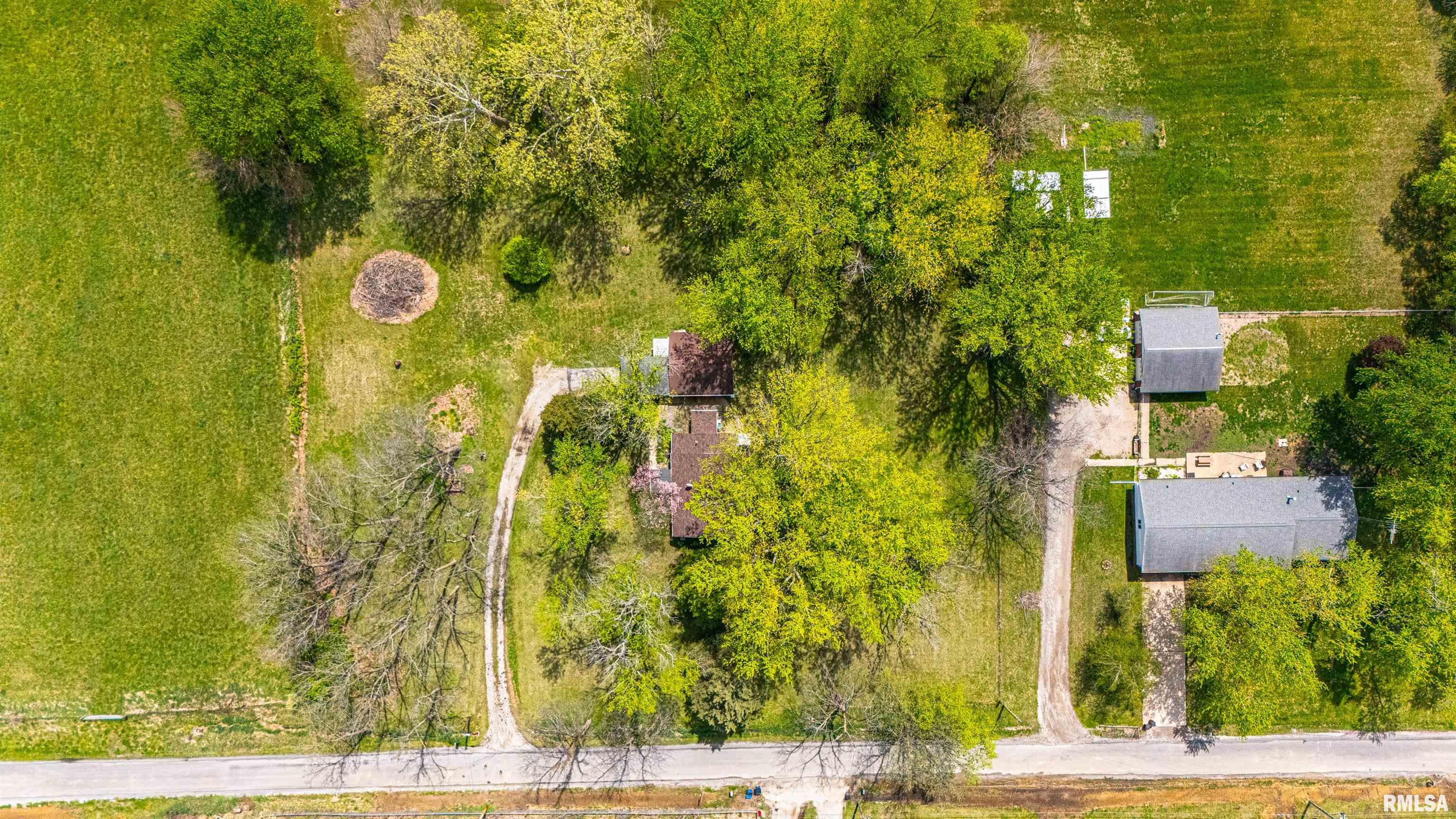 6112 Turkey Run Road Sherman, IL 62684 - Photo 5 of 36 Gallery Image 5